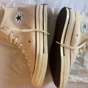 Converse Chuck 70 Hi in Parchment
